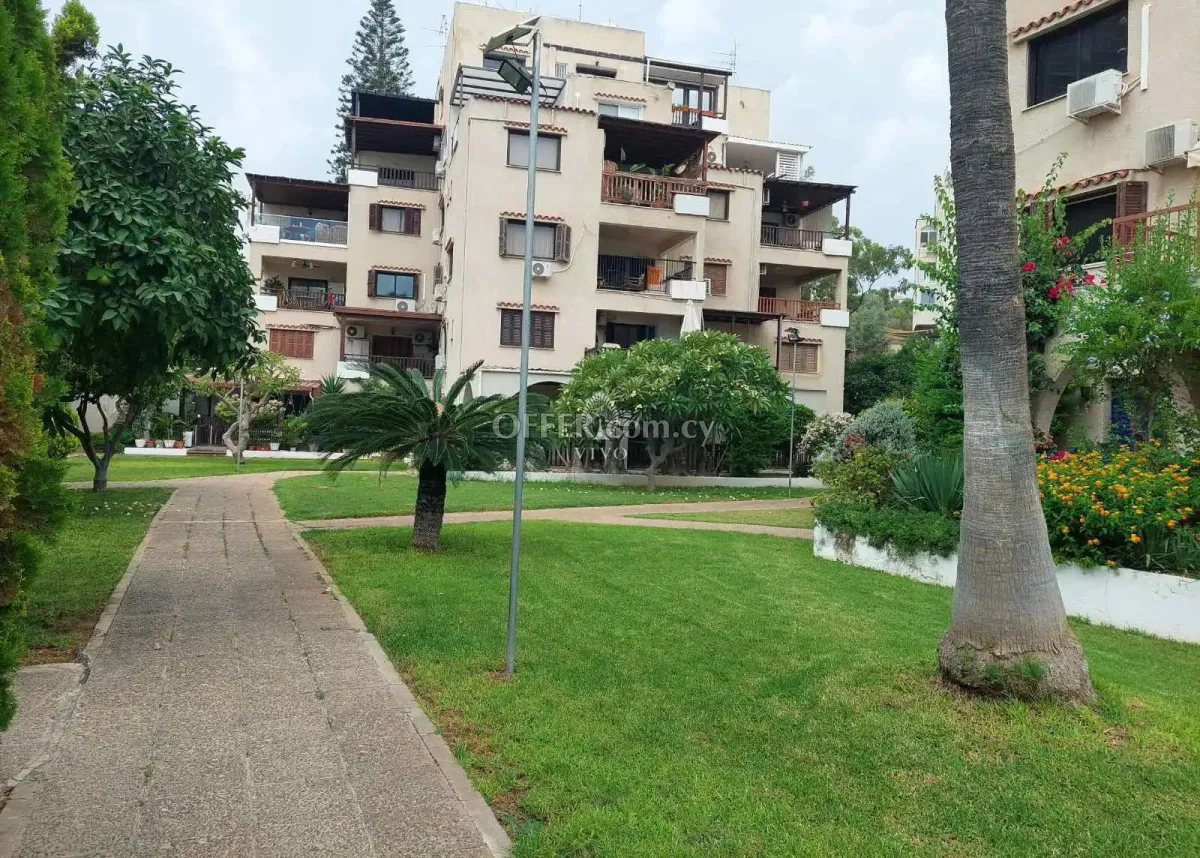 SPACIOUS 3 BEDROOM APARTMENT IN AGIOS TYCHONAS WITH POOL - 11