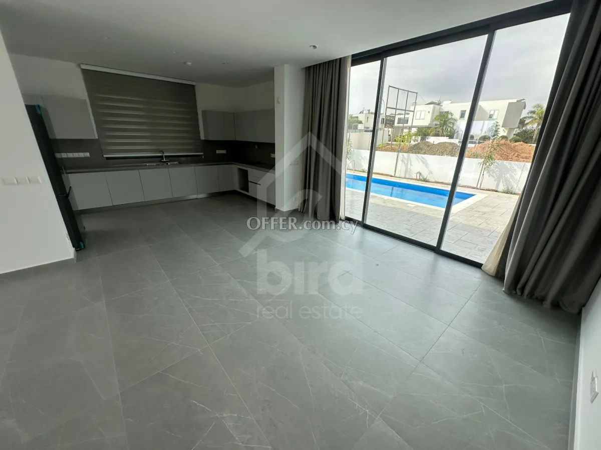 4 Bed Detached House for Rent in GSP Area, Nicosia - 9