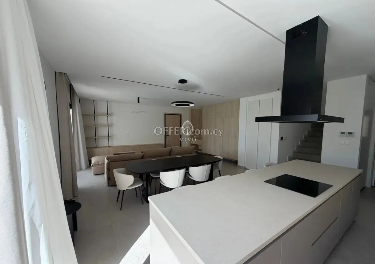 5 BEDROOM VILLA WITH A POOL IN AGIOS ATHANASIOS - 9