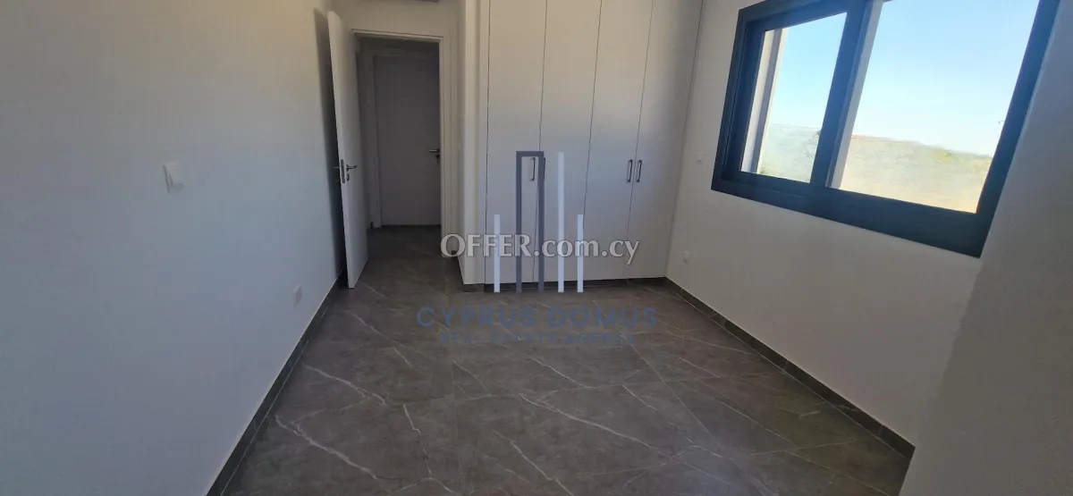 For Rent Brand New Two Bedroom Unfurnished Apartment with Roof Garden in Kato Polemidia - 10