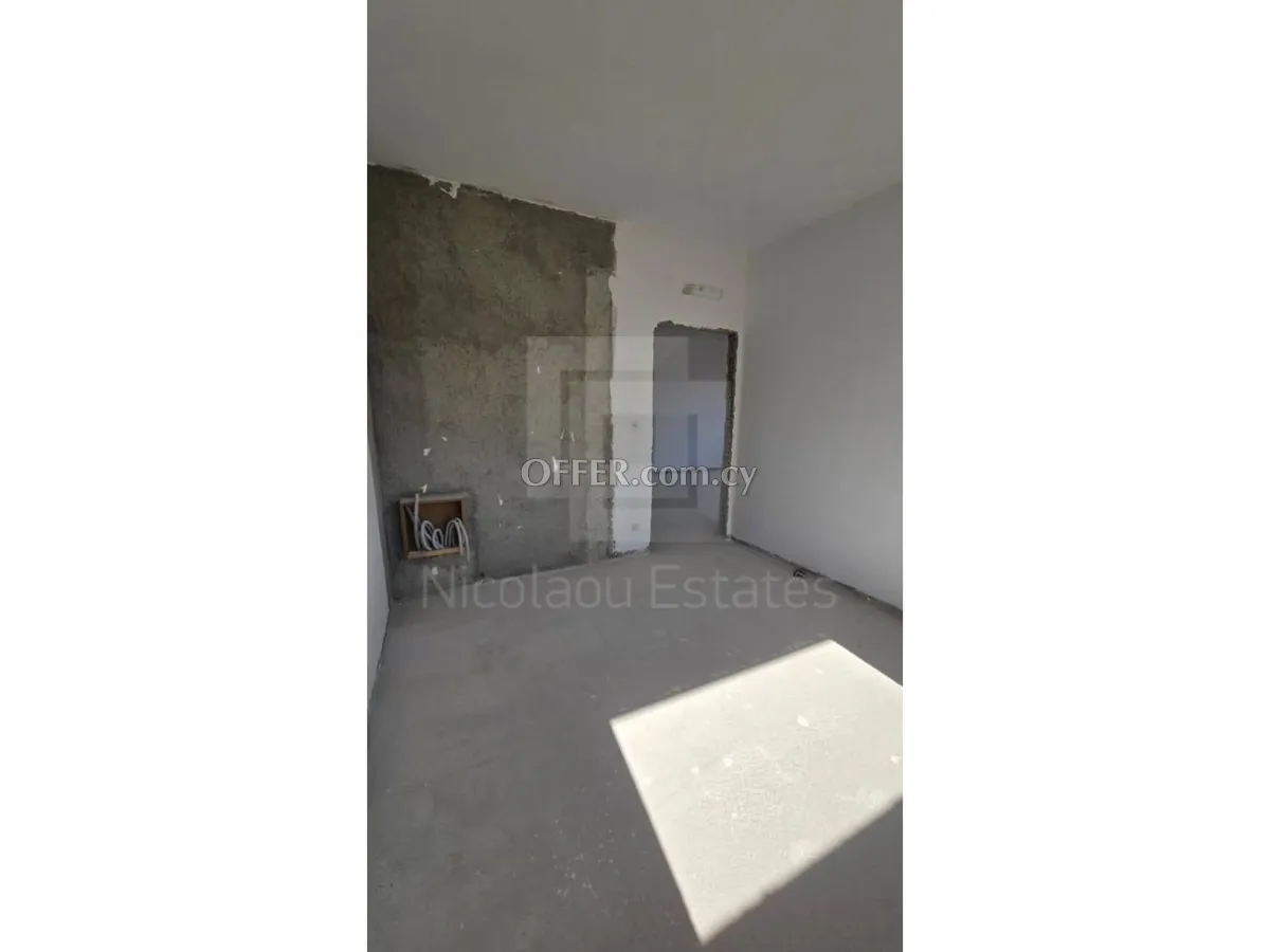 One Bedroom apartment with big balcony in Agios Dometios near Cyprus University and European University - 7