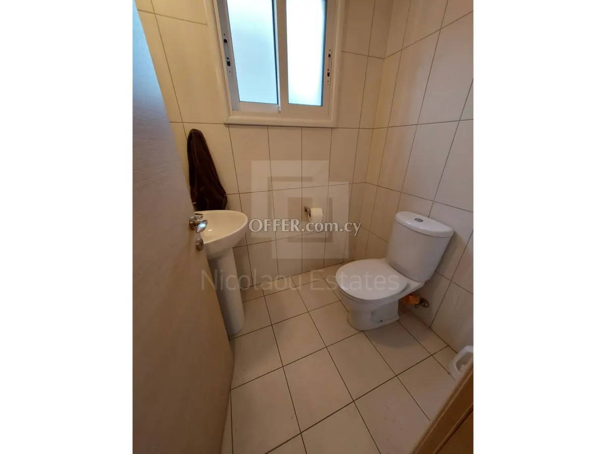 Ground floor office in Petrou Pavlou area - 7