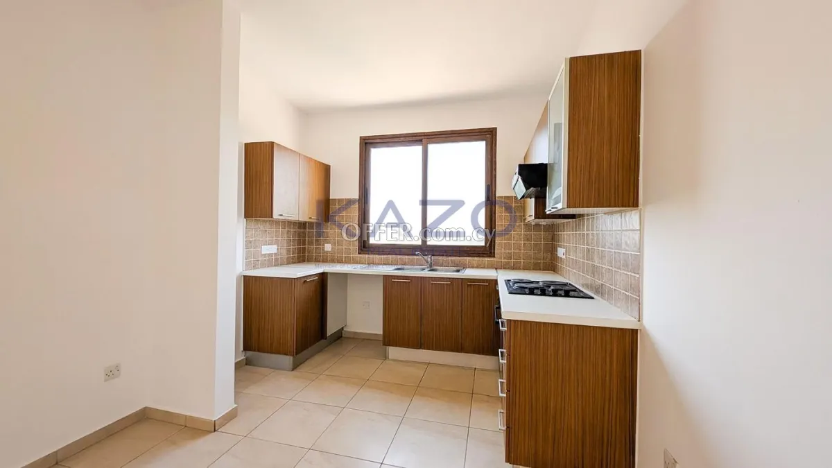 Two-Bedroom Apartment in Kato Polemidia, Limassol - 8