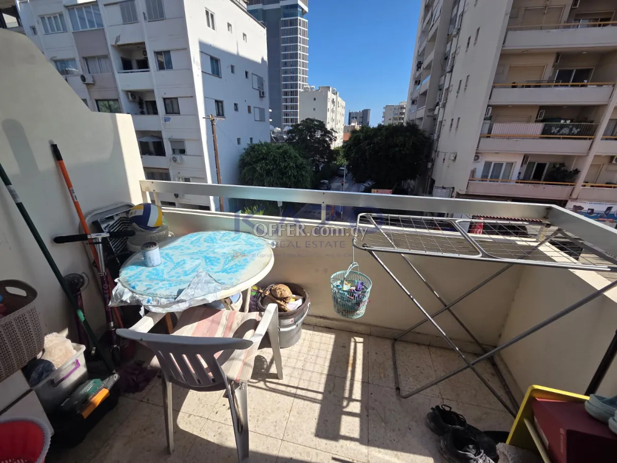 Charming Two Bed Apartment in Neapolis - 8