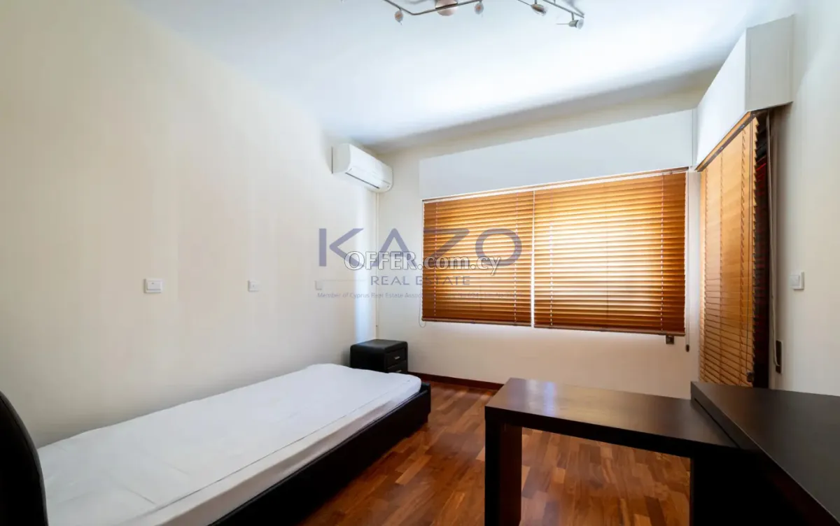 Spacious 3-Bed Plus Maid's Room Apartment in Germasoyeia Tourist Area - 4