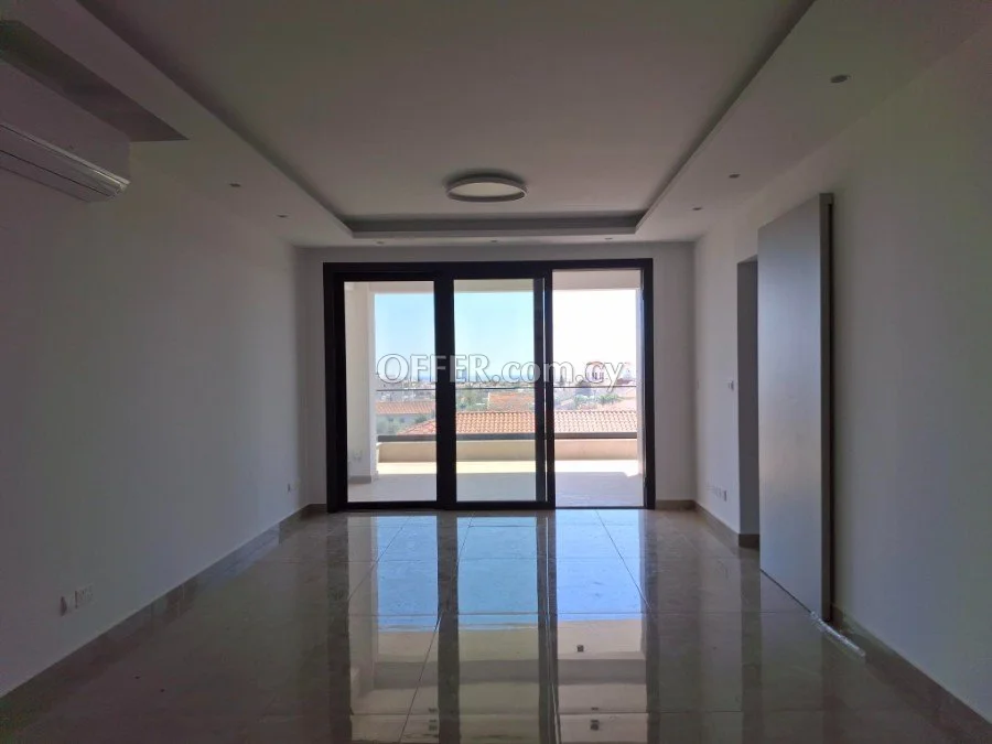 Brand new 2 bedrooms apartment with 3 bathrooms, energy saving!! - 8