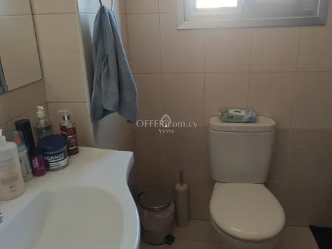 SPACIOUS 3- BEDROOM UPPER LEVEL DUBLEX MAISONETTE IN AGIOS SPYRIDONAS = LIMASSOL - 3