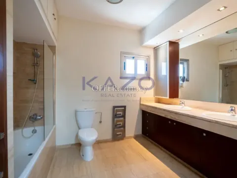Spacious 3-Bed Plus Maid's Room Apartment in Germasoyeia Tourist Area - 2