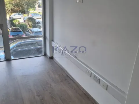 Prime Ground-Floor Shop/Office in Central Agia Zoni Area - 4