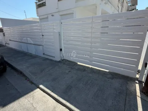 THREE BEDROOM DETACHED HOUSE IN CITY CENTER, LIMASSOL - 2