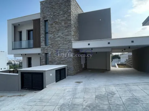 Modern 5-Bed Villa with Pool in Germasoyeia Green Area - 3