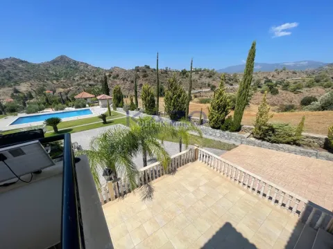 Furnished 6-Bedroom Villa in Kalo Chorio Lemesou 19 Minutes from Private Schools - 3