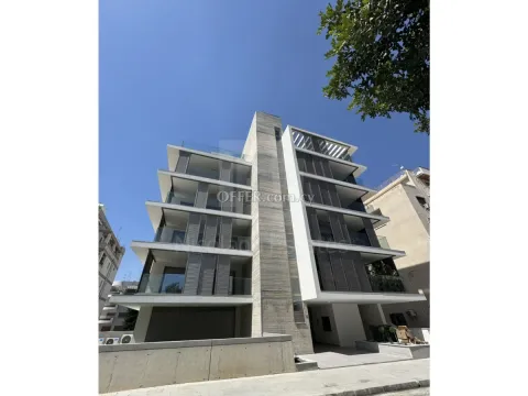 Luxury two bedroom apartment for rent in Likavitos