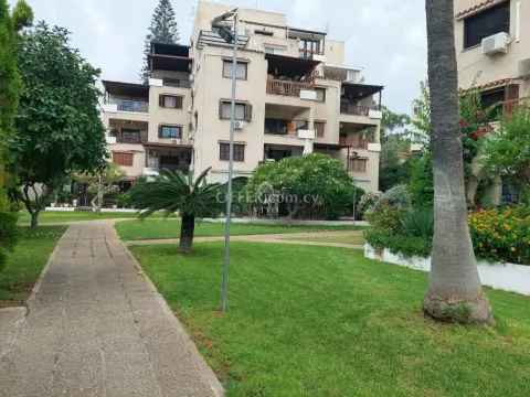 SPACIOUS 3 BEDROOM APARTMENT IN AGIOS TYCHONAS WITH POOL - 11