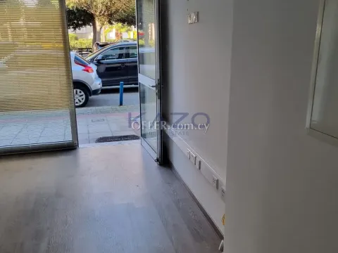 Prime Ground-Floor Shop/Office in Central Agia Zoni Area - 12