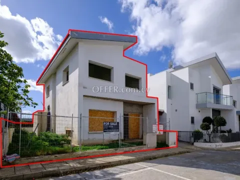 3 bedroom incomplete house in Latsia Nicosia - 4