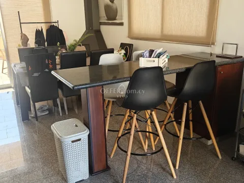SPACIOUS 3- BEDROOM UPPER LEVEL DUBLEX MAISONETTE IN AGIOS SPYRIDONAS = LIMASSOL - 10