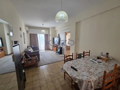 Charming Two Bed Apartment in Neapolis - 11