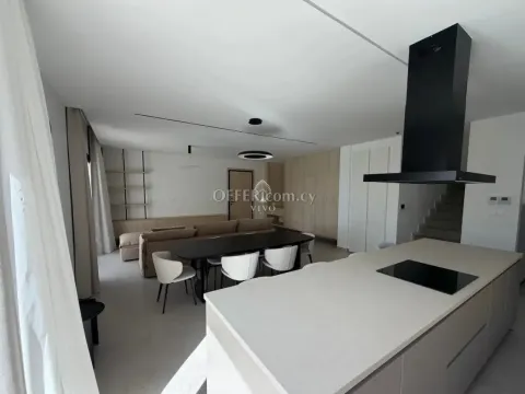 5 BEDROOM VILLA WITH A POOL IN AGIOS ATHANASIOS - 9