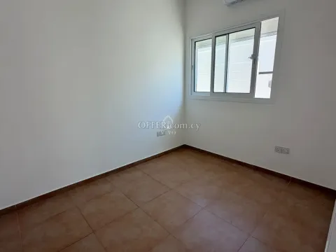 THREE BEDROOM DETACHED HOUSE IN CITY CENTER, LIMASSOL - 8