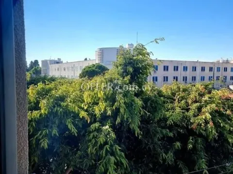SPACIOUS OFFICE FOR RENT  LOCATED  IN KATHOLIKI CITY CENTER AREA - 7