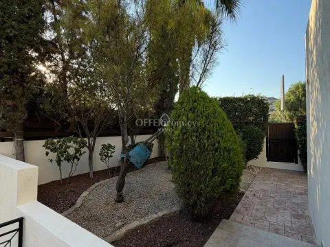 THREE BEDROOM SEMI DETACHED VILLA WITH POOL AND GARDEN IN TOURIST AREA, LIMASSOL - 7