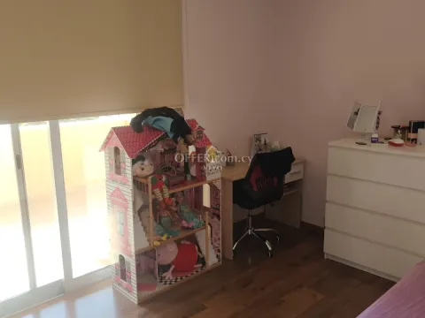 SPACIOUS 3- BEDROOM UPPER LEVEL DUBLEX MAISONETTE IN AGIOS SPYRIDONAS = LIMASSOL - 6