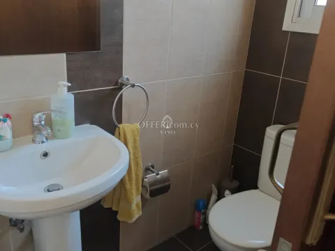 SPACIOUS 3- BEDROOM UPPER LEVEL DUBLEX MAISONETTE IN AGIOS SPYRIDONAS = LIMASSOL - 4