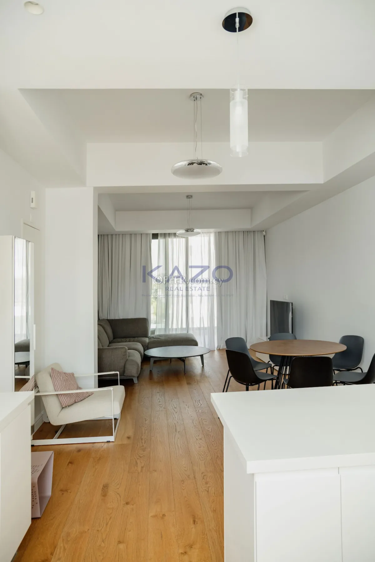 Modern 2-Bed Apartment with Pool, Germasoyeia Tourist Area - 4