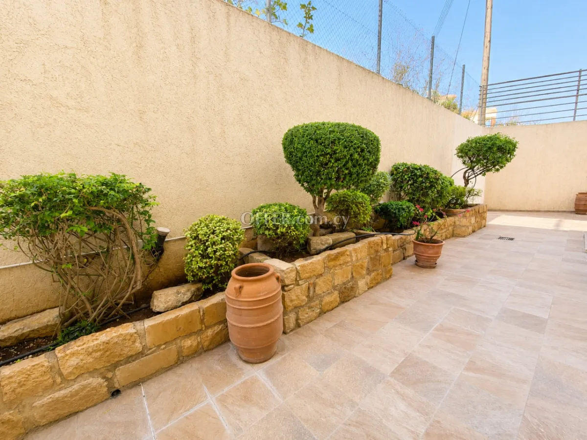 Apartment (Flat) in Agios Athanasios, Limassol for Sale - 2