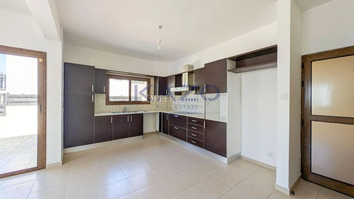 Four-Bedroom House in Aradippou, Larnaca - 4