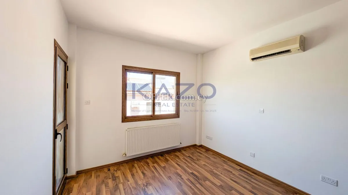 Four-Bedroom House in Aradippou, Larnaca - 3