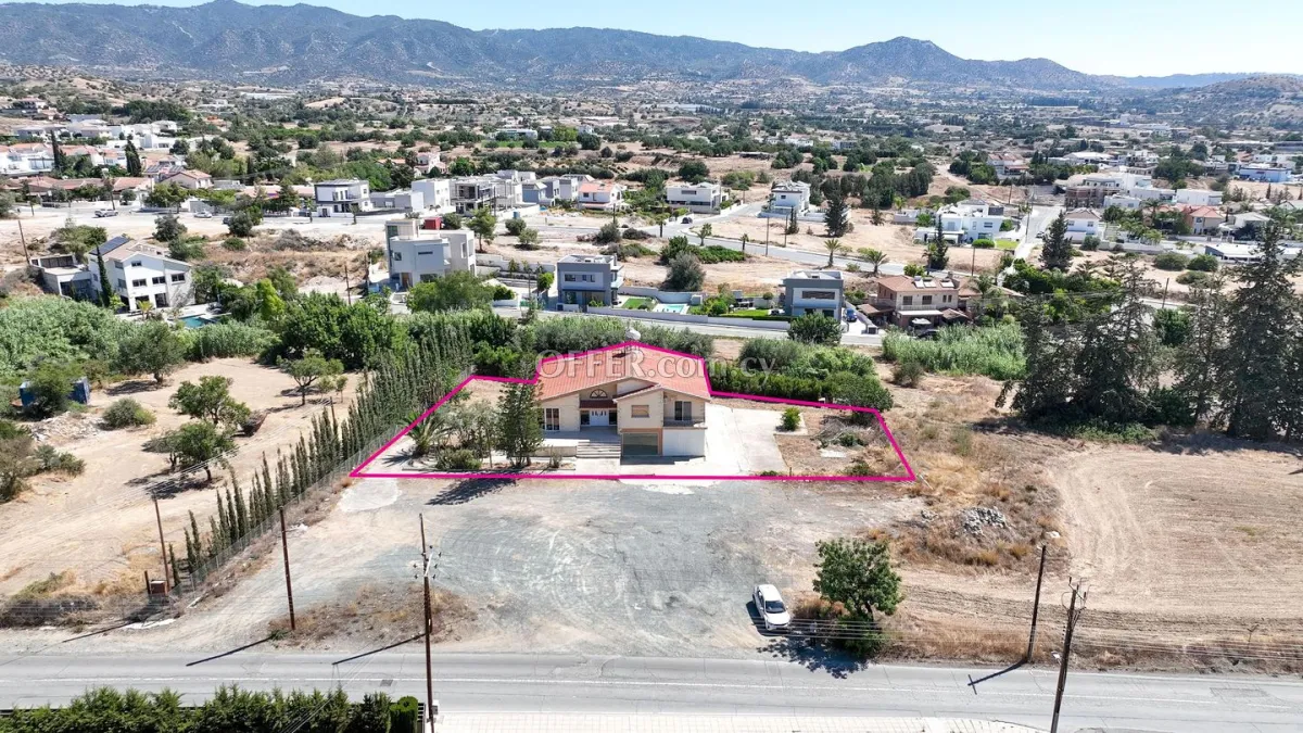 Three Bedroom House in Parekklisia Limassol - 1