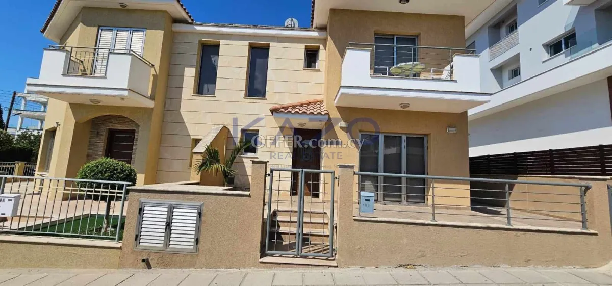 Furnished 3-Bed Semi-Detached House in Agia Fyla - 1