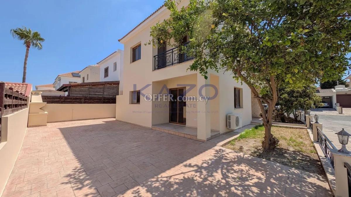 Four-Bedroom House in Aradippou, Larnaca - 1