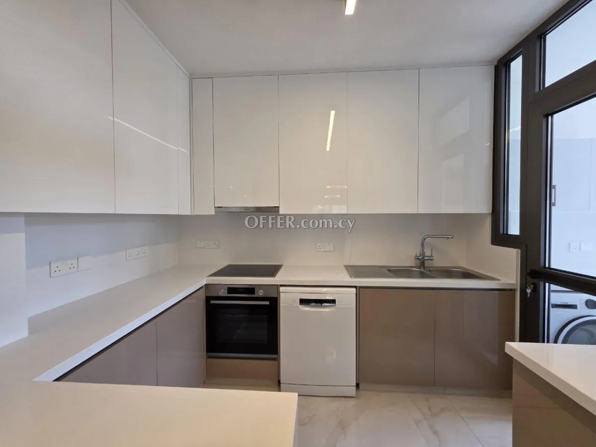 Apartment (Flat) in Germasoyia Tourist Area, Limassol for Sale - 1