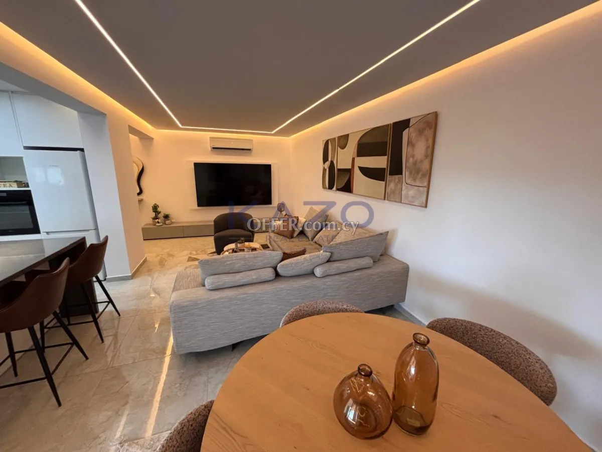 Renovated 2-Bed Top-Floor Apartment in Agios Nektarios - 12