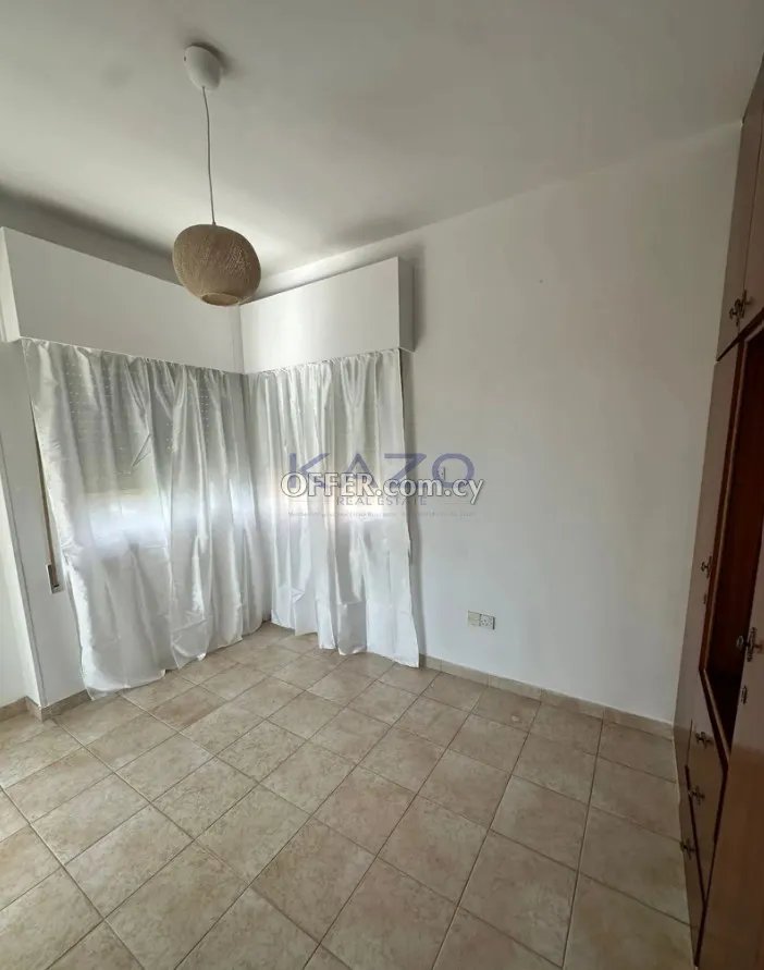 Well-Located 2-Bed Apartment in Petrou & Pavlou - 9