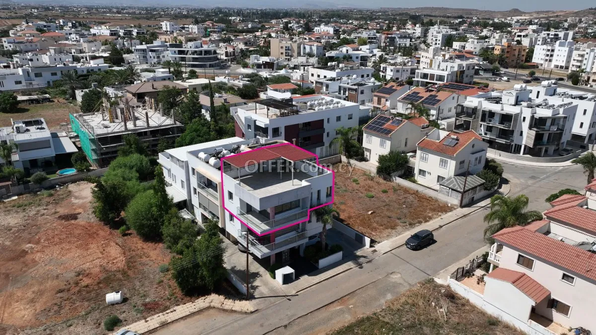 Two Bedroom Apartment with Roof Garden in Lakatamia Nicosia - 10