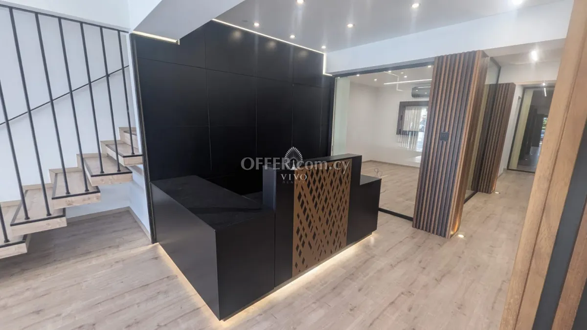MODERN 135 M2 GROUND FLOOR OFFICE IN LIMASSOL MAIN AVENUE - 8