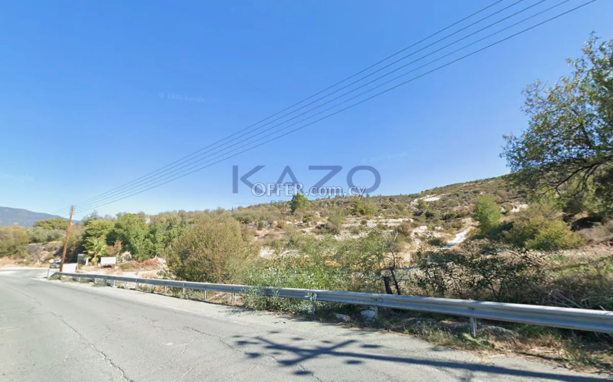 Large Residential Land in Doros (7239 m2) - 3