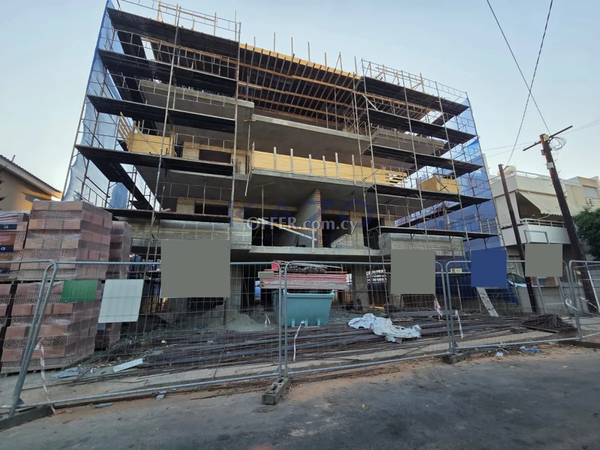 Spacious Two Bedroom Apartment at Petrou & Pavlou - 12