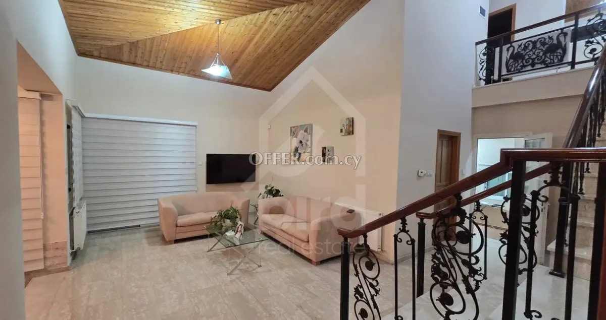 5 Bed Detached House for Sale in Palaiometocho, Nicosia - 8