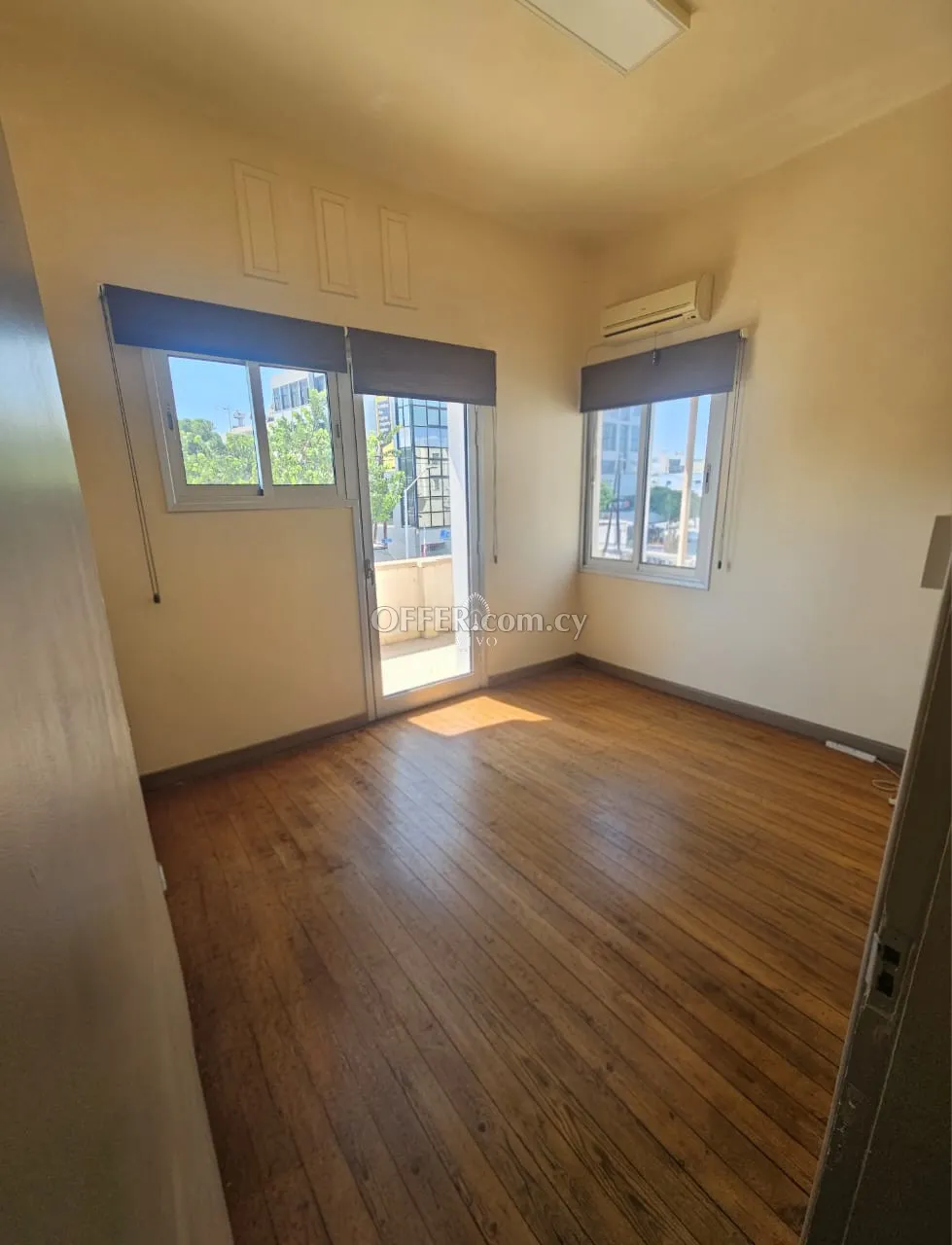 OFFICE IN CITY CENTER, LIMASSOL - 9