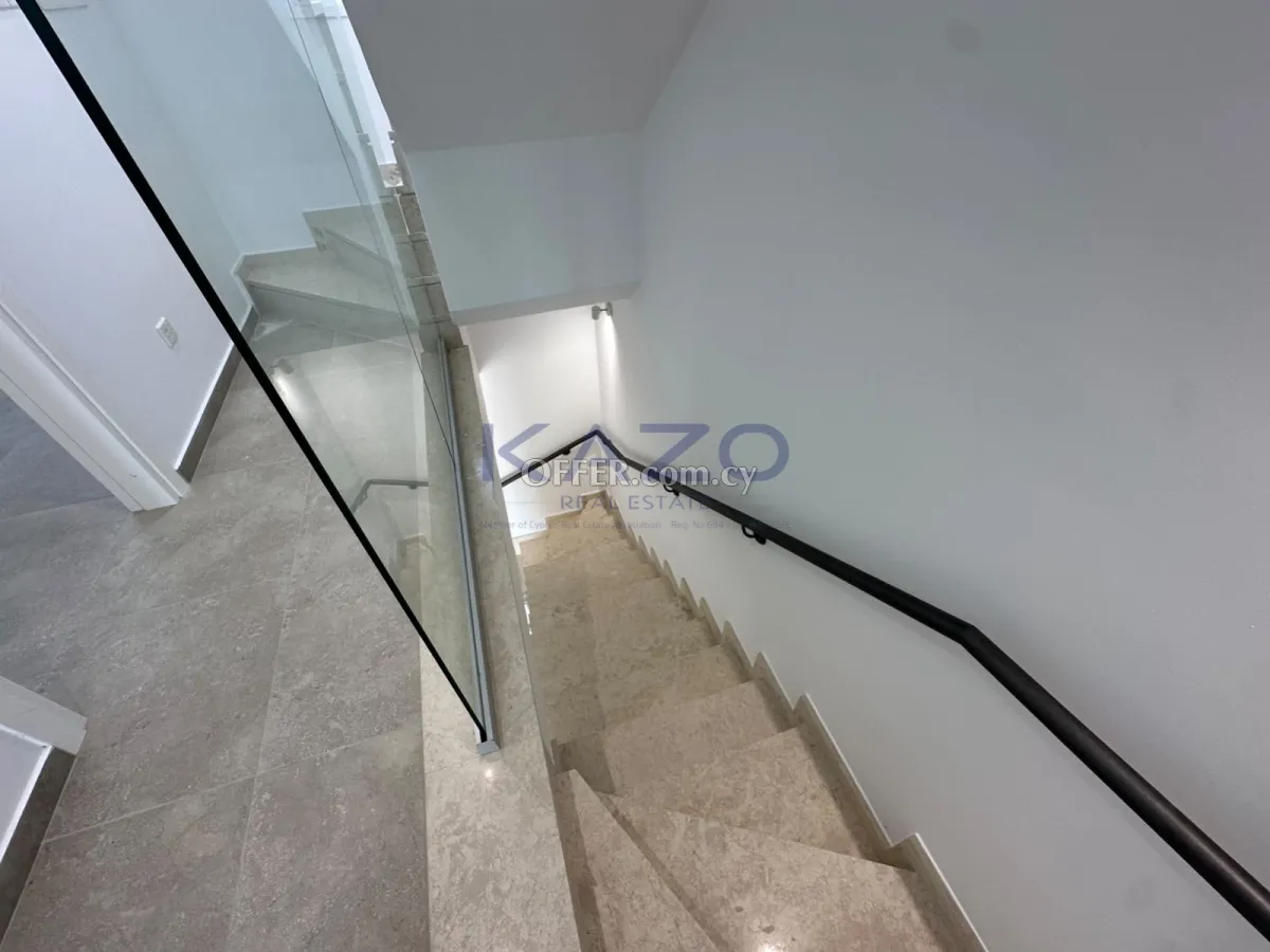 Modern 2-Bed Maisonette with Pool in Agios Tychonas - 8