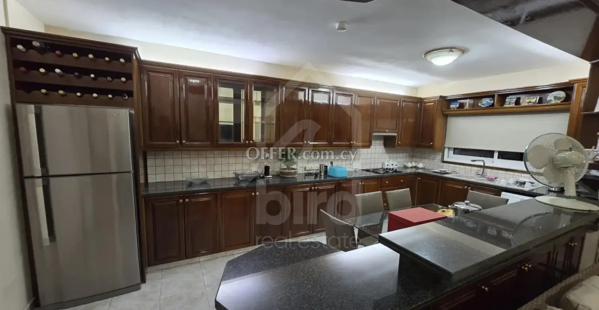 5 Bed Detached House for Sale in Palaiometocho, Nicosia - 7