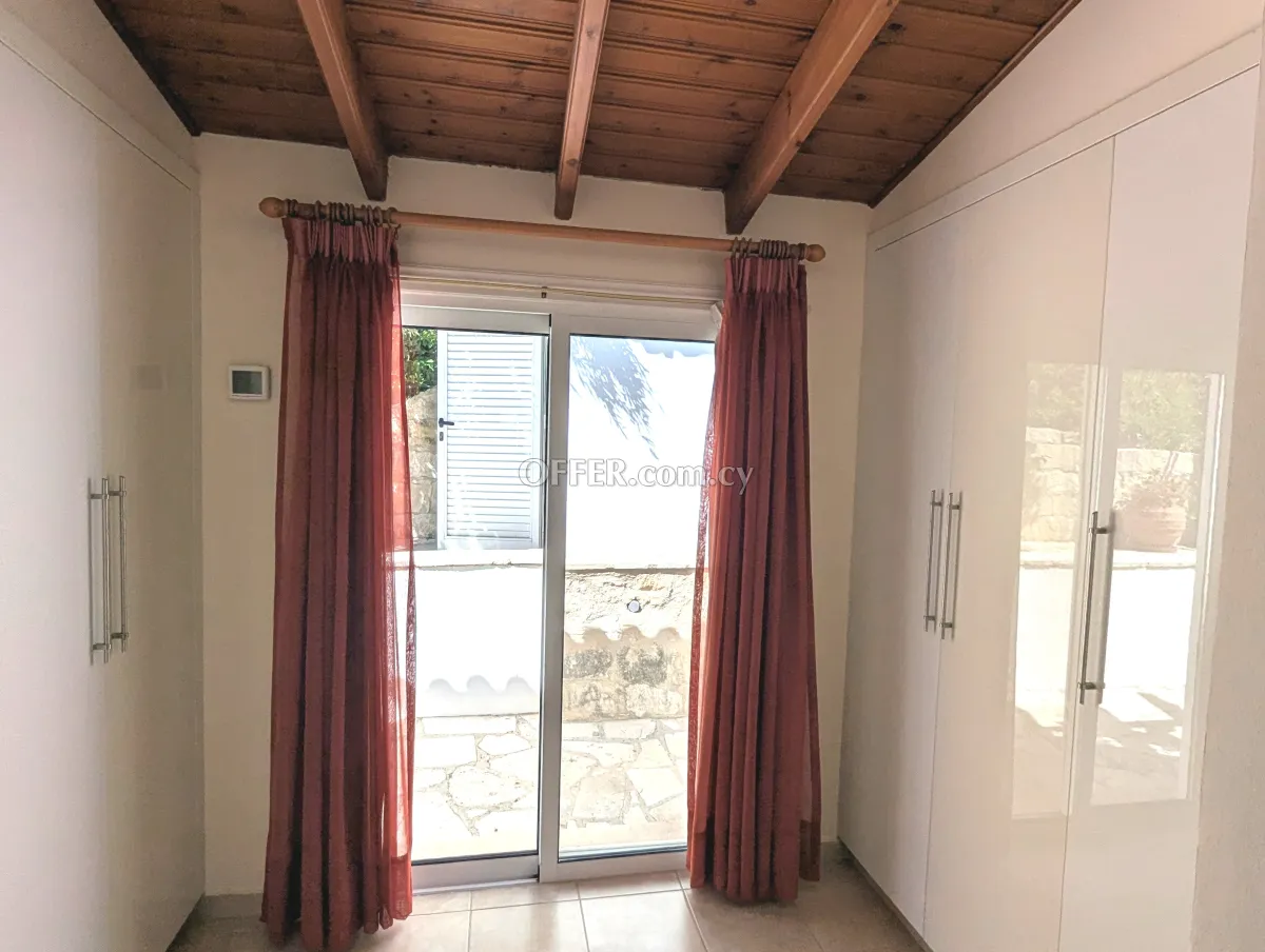 3-bedroom Detached Villa 150 sqm in Pissouri - 8