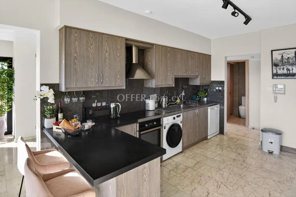 Apartment (Penthouse) in Agia Zoni, Limassol for Sale - 5