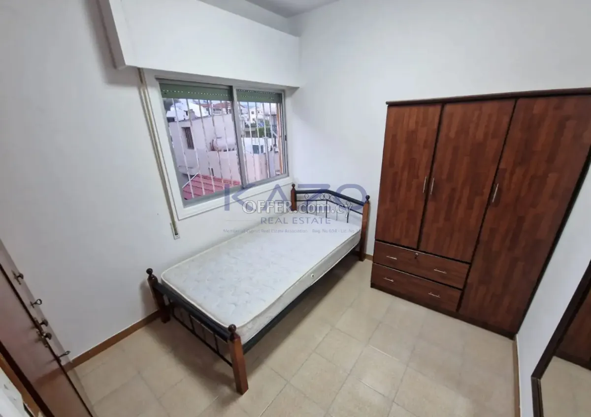Well-Located 2-Bed Apartment in Petrou & Pavlou - 3