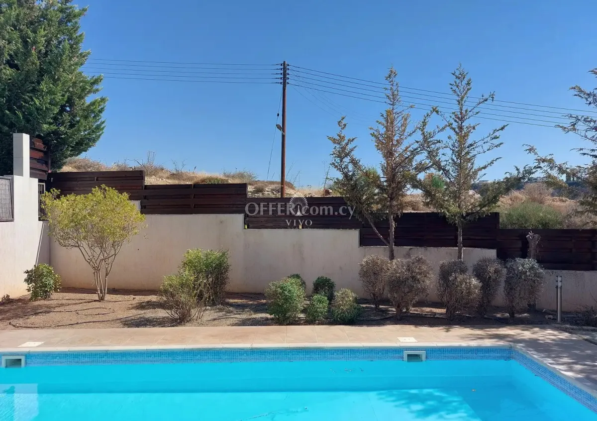 3 BEDROOM VILLA IN GERMASOGEIA WITH A POOL - 5